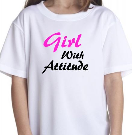 Meisjes t-shirt met tekst Girl with attitude