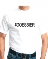 Heren t-shirt met bedrukking  #DOESBIER