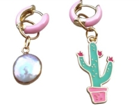 Bedel oorbellen roze cactus en parel