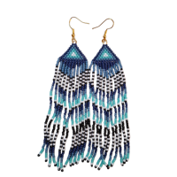 Franje  en  oorbellen Puck