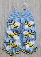 Franje oorbellen met bijtjes